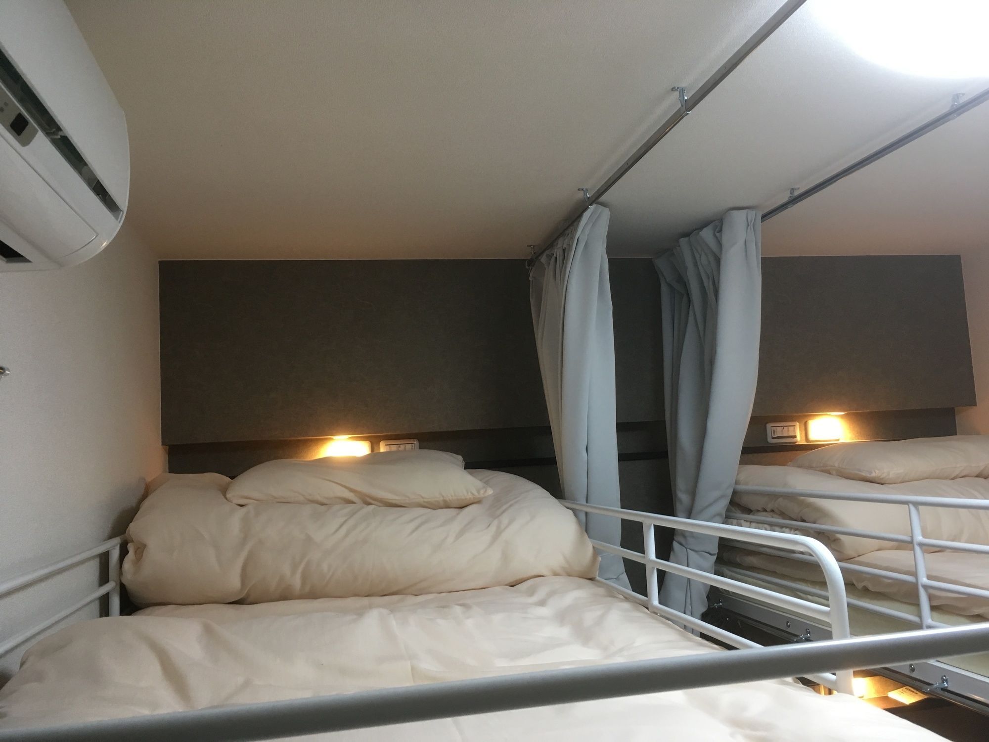 Keimei Guest House Osaka Bagian luar foto