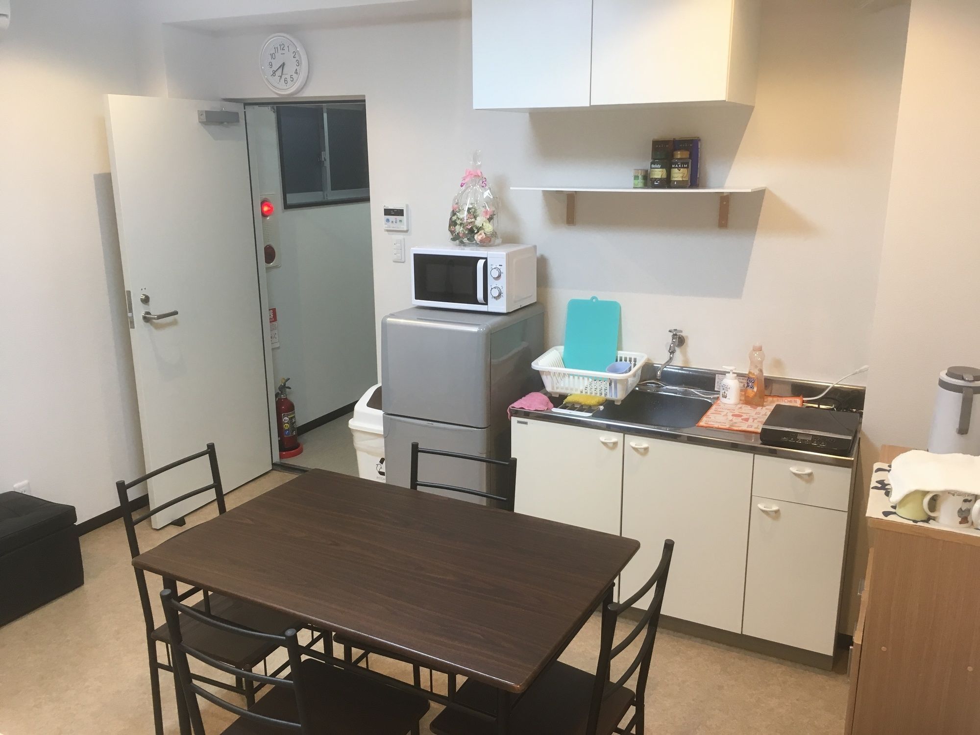 Keimei Guest House Osaka Bagian luar foto